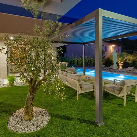 Holiday home Pieron *
