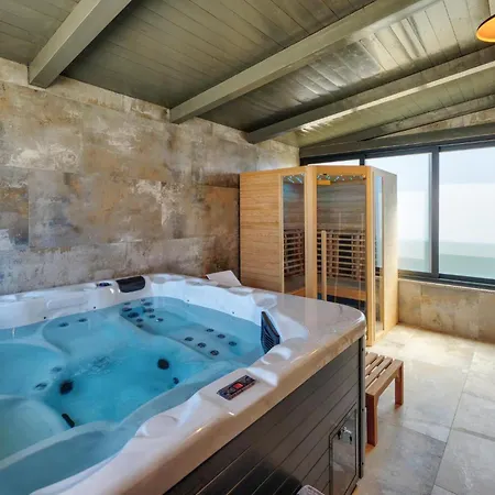 Holiday home Gorgeous In With Sauna *